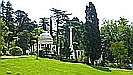 einer der schönen Pavillons im botanischen Garten