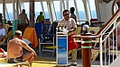 DECK 10 - oder man versorgt sich mit Getränken von diesem mobilen Wägelchen