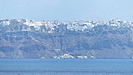 der kleine Hafen von Thira, man erkennt auch den Zick-Zack-Weg der Esel