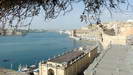 VALLETTA - von den Lower Barrakkas haben wir eine tolle Aussicht auf den Grand Harbour und die alten Häuser an der Quarry Wharf