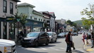BAR HARBOR - bei etwas mehr Sonnenschein bummeln wir über die Hauptstraße von Bar Harbor