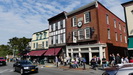 BAR HARBOR -  bei etwas mehr Sonnenschein bummeln wir über die Hauptstraße von Bar Harbor 