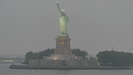 NEW YORK - auch die Freiheitsstatue ist noch ziemlich "vernebelt"