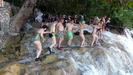 OCHO RIOS / JAMAICA - die ersten Meter im Wasserfall sind geschafft