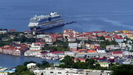 GRENADA - die Aidaluna liegt alleine an der Pier von St. George's