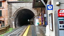 LIVORNO/FLORENZ - die Eisenbahn verbindet durch viele Tunnel und spezielle Trassen alle 5 Dörfer entlang der Küste der Cinque Terre