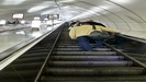 ST.PETERSBURG -  aus einer Tiefe von 55 m fahren wir mit einer endlos erscheinenden Rolltreppe wieder hinauf an die Oberfläche