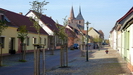 von der Kreuzung Baustr./Hirtenstr. aus sehen wir noch mal die Türme der Pfarrkirche St. Marien