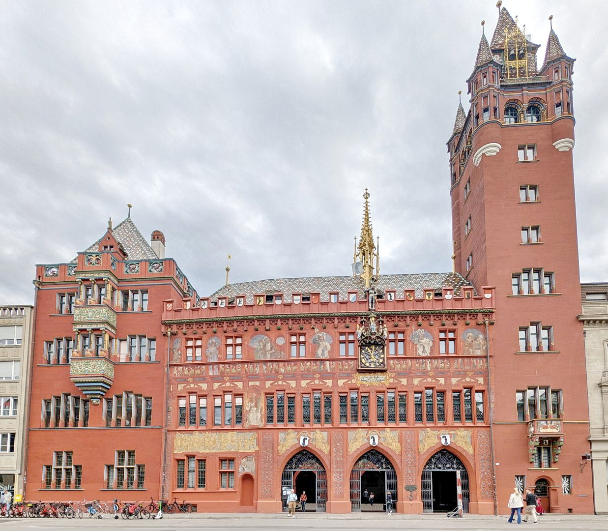 das Rathaus von Basel das Rathaus von Basel