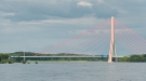 A-ROSA BRAVA - die Fleher Brücke besitzt den höchsten Brückenpylon und die größte Spannweite deutscher Schrägseilbrücken