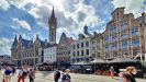 GENT - rings um den Platzstehen viele historische Gebäude