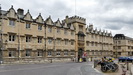 OXFORD - vorbei am Oriel College f�hrt uns der Weg weiter durch Oxford