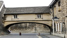 OXFORD - mittelalterliche �berbauung zwischen New College und Hertford College nahe der Bridge of Sighs