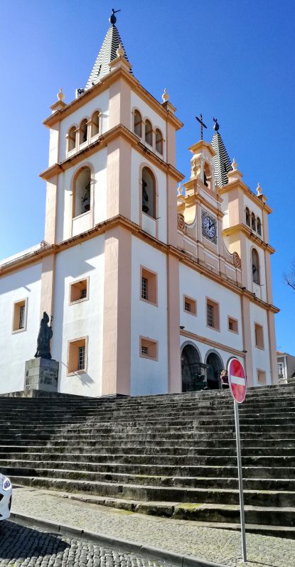 AZOREN / TERCEIRA - unser Bummel durch Angra do Heroísmo beginnt an der Kathedrale Igreja do Santissimo Salvador da Sé