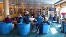 NORWEGIAN JADE / DECK 12 - auf der Steuerbordseite des Schiffes befinden sich die Bibliothek des Schiffes ...