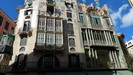 PALMA - zwei sehr schöne, alte Häuser von 1900 an der Placa Marques de Palmer mit farbigen Mosaiken