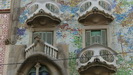 BARCELONA - ... und die Balkone am Haus sollen Totenköpfe darstellen