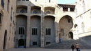 BARCELONA - auf dem Plaça del Rey (Königsplatz) dteht an der nördlichen Seite der Palau Reial Major,  die Residenz der Grafen von Barcelona und der Könige von Aragon, erbaut vom 14.-16. Jhdt.