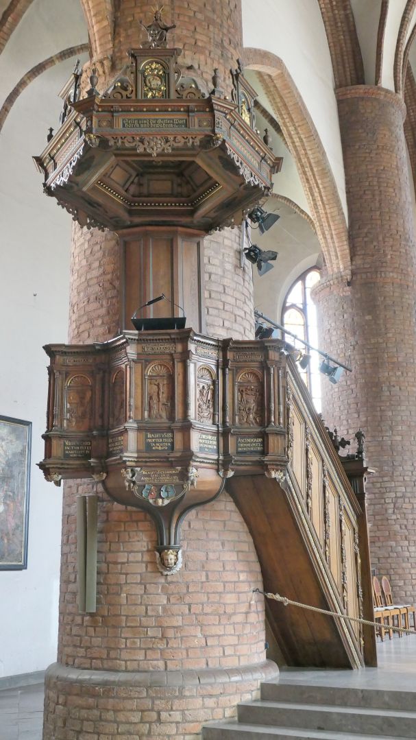 FLENSBURG - sehr schöne Kanzel von 1570
