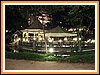 das thailandische Restaurant bei Nacht