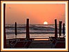 Sonnenuntergang am Strand von Viareggio