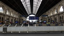 BUDAPEST - die große Bahnhofshalle ist bedeutend schöner als die des Westbahnhofs