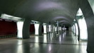 BUDAPEST - eine der sehr modernen Stationen der Metro-Linie M4, die neuste Linie in Budapest