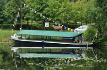 Treidelkahnfahrt und Besuch der Schwerzkoer Mühle