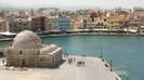 KRETA (GRIECHENLAND) - 
				Blick vom Kastelli-Hgel auf den venizianische Hafen von Chania mit der Hassan-Pascha-Moschee