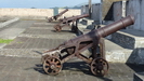 einige der ehemals 34 Kanonen stehen noch im Fort Charlotte einige der ehemals 34 Kanonen stehen noch im Fort Charlotte