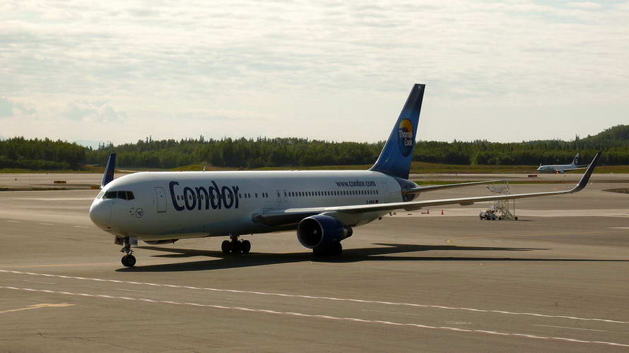 die Condor bringt uns wieder sicher nach Frankfurt