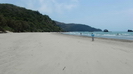 CAPE HILLSBOROUGH NATIONALPARK - 
				sehr schner, fast menschenleerer Strand mit vorgelagerten Inseln