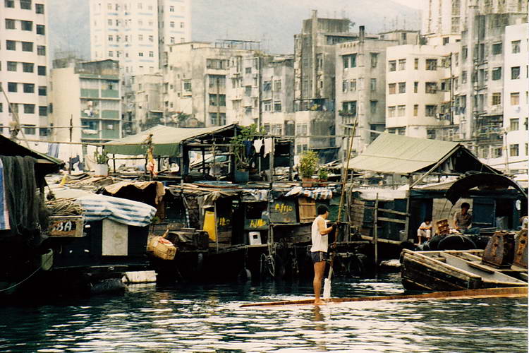 im Aberdeen Harbour findet man Restaurants, Fischer und viele Boat-People im Aberdeen Harbour findet man Restaurants, Fischer und viele Boat-People