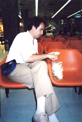 seit China 1986 sind wir begeisterte Pomelo-Freunde, die letzte essen wir auf dem Flughafen von Hongkong seit China 1986 sind wir begeisterte Pomelo-Freunde, die letzte essen wir auf dem Flughafen von Hongkong