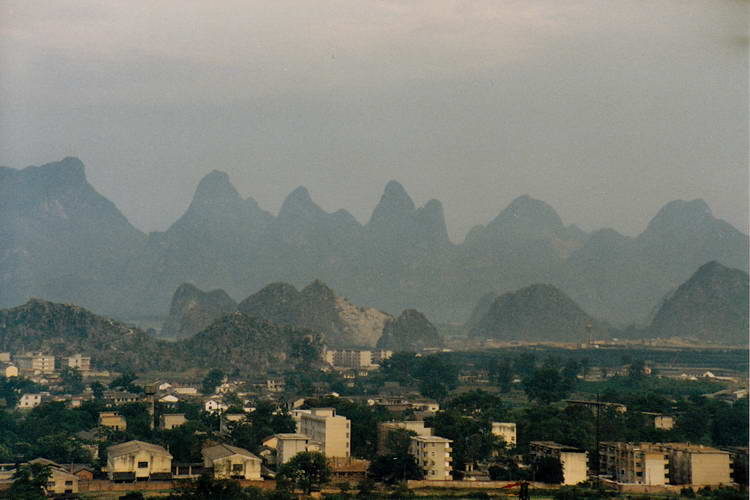 Karstberge am Li-Fluss bei Guilin Karstberge am Li-Fluss bei Guilin