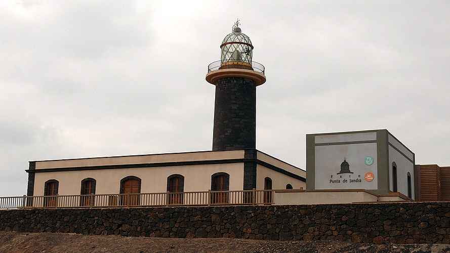 der Leuchtturm Faro de Jandia ganz im Süden der Insel der Leuchtturm Faro de Jandia ganz im Süden der Insel