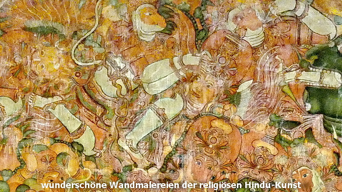 schöne Wandmalereien der religiösen Hindu-Kunst schmücken die Wände des Palastes
