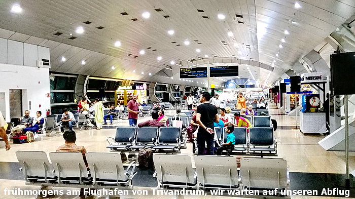 frhmorgens am Flughafen von Trivandrum, wir warten auf unseren Abflug