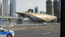 DUBAI - auf dem Weg zur Monorail kommen wir an dieser futuristischen Metrostation vorbei