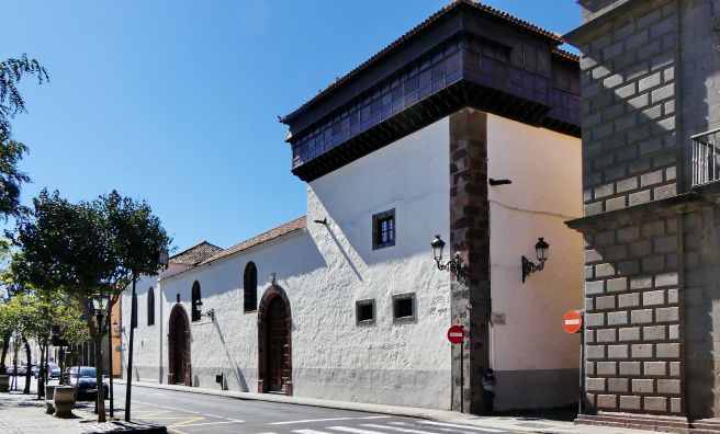 LA LAGUNA - Kirche und Kloster Santa Catalina de Siena wurden 1611 errichtet