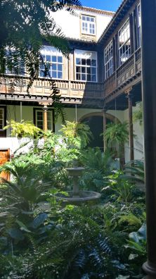 LA LAGUNA - wunderschner Innenhof im Casa Montez (erbaut 1746)