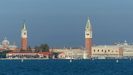 dieser grandiose Anblick von Venedig bietet sich bei der Fahrt mit dem Vaporetto von Lido aus