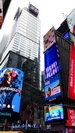 CENTRAL MANHATTAN - am Times Square befindet sich eine Reklametafel neben der anderen